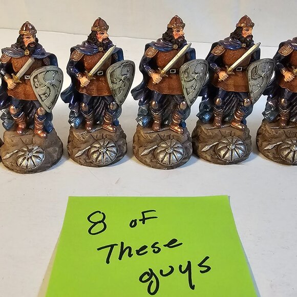 17 Game pieces, for mid-evil fantasy game. - Picture 2 of 9